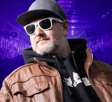 ALL THE WAY TO YOUR HOUSE features 22 Weeks, in the mix, Friday 7pm Pt - 10pm ET - 3am Uk on Los Angeles all dance station mix93fm.com