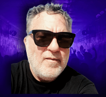 INTO THE NIGHT hosted & mixed by Robert Kechter
